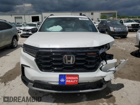2024 Honda Pilot TrailSport z VIN 5FNYG1H60RB045659, wystawiony jako Copart lot #58575955 z przebiegiem 16 681 mil mil oraz Szkoda całkowita • Salvage title. Historia ofert i sprzedaży dostępna na DreamBid. Obrazek 5.