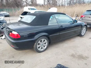 2006 BMW 3 Series 325Ci with VIN WBABW33466PX86228, listed as a IAAI auction lot 41612664 with 116,520 mi miles. Bid and sale history available at carsss.com. Image 4.