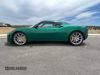 2017 Lotus Evora z VIN SCCLMDVN4HHA20067, wystawiony jako Copart lot #76632804 z przebiegiem 30 141 mil mil oraz Szkody całkowita. Historia ofert i sprzedaży dostępna na DreamBid. Obrazek 3.