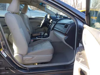 2017 Toyota Camry XLE with VIN 4T1BF1FK5HU720495, listed as a IAAI auction lot 41427989 with 130,642 mi miles and . Bid and sale history available at carsss.com. Image 5.