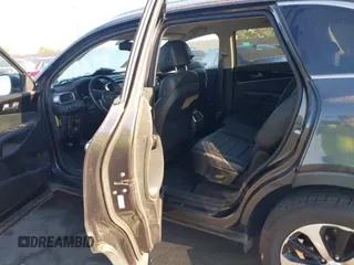 2017 Kia Sorento EX with VIN 5XYPH4A5XHG235276, listed as a IAAI auction lot 42249716 with 165,518 mi miles and . Bid and sale history available at DreamBid. Image 8.