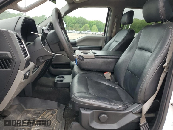 2018 Ford F-250 XL with VIN 1FT7W2BT8JEB79957, listed as a Copart auction lot 54476775 with 245,693 mi miles and Salvage title. Bid and sale history available at DreamBid. Image 7.