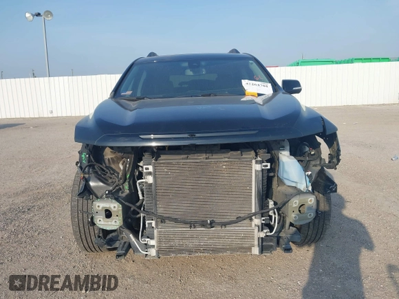 2023 GMC Acadia SLT with VIN 1GKKNMLS8PZ253608, listed as a IAAI auction lot 42264701 with 25,469 mi miles and . Bid and sale history available at DreamBid. Image 13.