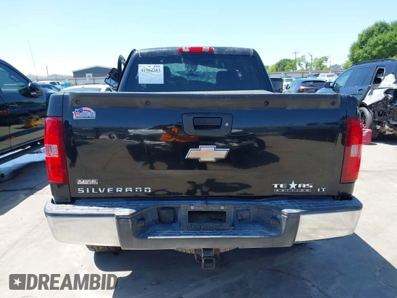 2010 Chevrolet Silverado 1500 LT with VIN 3GCRCSE04AG258330, listed as a IAAI auction lot 41962383 with 226,287 mi miles and . Bid and sale history available at DreamBid. Image 17.