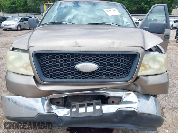 2006 Ford F-150 XLT z VIN 1FTPW12V26KD41974, wystawiony jako IAAI lot #42447667 z przebiegiem 153 884 mil mil oraz . Historia ofert i sprzedaży dostępna na DreamBid. Obrazek 6.