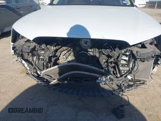 2014 Audi A8 3.0T z VIN WAURGAFDXEN006902, wystawiony jako IAAI lot #41099662 z przebiegiem 118 734 mil mil oraz . Historia ofert i sprzedaży dostępna na DreamBid. Obrazek 6.