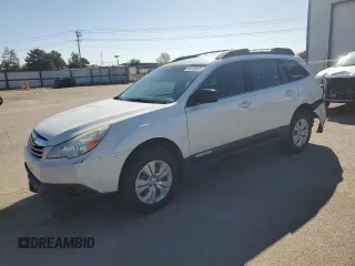 2011 Subaru Outback 2.5i z VIN 4S4BRBAC7B3417339, wystawiony jako Copart lot #56476885 z przebiegiem 158 808 mil mil oraz Szkoda całkowita • Salvage title. Historia ofert i sprzedaży dostępna na DreamBid. Obrazek 1.
