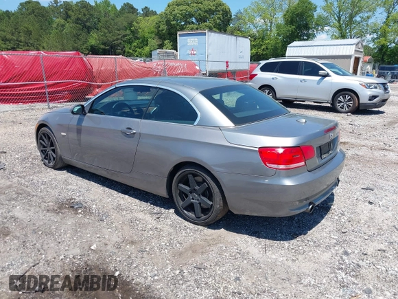 2007 BMW 3 Series 335i z VIN WBAWL73557PX47951, wystawiony jako IAAI lot #42179892 z przebiegiem 168 116 mil mil oraz . Historia ofert i sprzedaży dostępna na DreamBid. Obrazek 3.