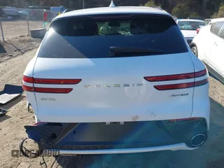 2022 Genesis GV70 Sport z VIN KMUMCDTC1NU035343, wystawiony jako IAAI lot #40788562 z przebiegiem Nie podano mil oraz . Historia ofert i sprzedaży dostępna na DreamBid. Obrazek 16.