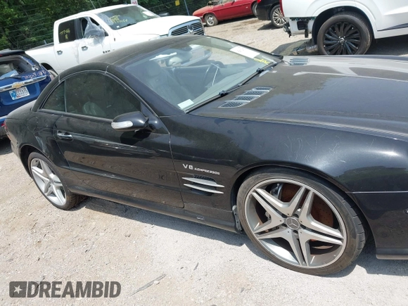 2005 Mercedes-Benz SL 55 AMG with VIN WDBSK74F85F101039, listed as a IAAI auction lot 42812397 with 76,452 mi miles and . Bid and sale history available at DreamBid. Image 13.
