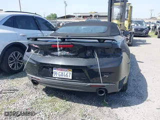 2018 Chevrolet Camaro 1LT with VIN 1G1FB3DS6J0167524, listed as a IAAI auction lot 41583079 with 98,089 mi miles. Bid and sale history available at carsss.com. Image 17.
