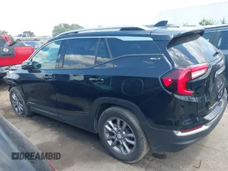 2024 GMC Terrain SLT z VIN 3GKALPEG1RL172200, wystawiony jako IAAI lot #42820609 z przebiegiem 37 648 mil mil oraz . Historia ofert i sprzedaży dostępna na DreamBid. Obrazek 14.