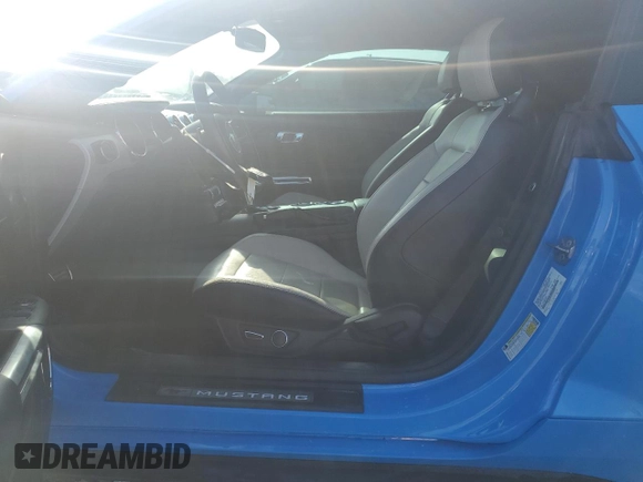 2017 Ford Mustang EcoBoost Premium с VIN 1FATP8UH4H5296037, выставлен на аукционе Copart как лот 61166595 с пробегом 50 282 миль миль и Списание • Salvage title. История ставок и продаж доступна на DreamBid. Изображение 7.