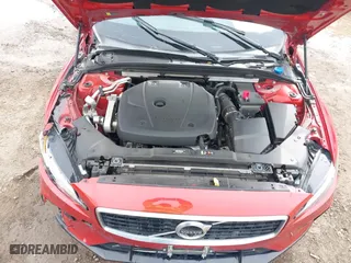 2020 Volvo S60 R-Design with VIN 7JRA22TM8LG039831, listed as a IAAI auction lot 41665063 with 28,632 mi miles. Bid and sale history available at carsss.com. Image 10.