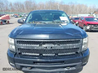2011 Chevrolet Silverado 1500 LT with VIN 1GCRKSE39BZ364156, listed as a IAAI auction lot 41836392 with 167,227 mi miles. Bid and sale history available at carsss.com. Image 6.