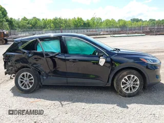 2022 Ford Escape SE z VIN 1FMCU0G60NUA99216, wystawiony jako IAAI lot #42527272 z przebiegiem 75 939 mil mil oraz . Historia ofert i sprzedaży dostępna na DreamBid. Obrazek 6.