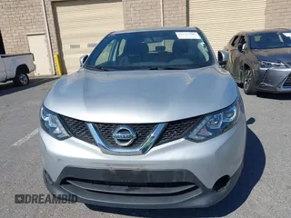 2017 Nissan Rogue SV with VIN JN1BJ1CP7HW017295, listed as a IAAI auction lot 42321408 with 84,430 mi miles and . Bid and sale history available at DreamBid. Image 12.