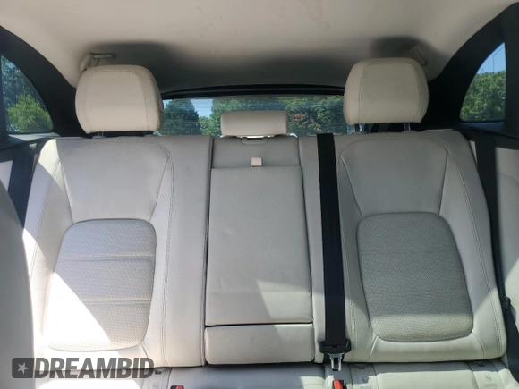 2017 Jaguar F-Pace 20d Prestige with VIN SADCK2BN2HA087888, listed as a Copart auction lot 64618065 with 104,407 mi miles and Clean title. Bid and sale history available at DreamBid. Image 10.