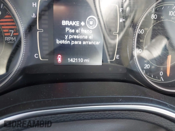 2019 Jeep Cherokee Latitude Plus with VIN 1C4PJMLBXKD162570, listed as a IAAI auction lot 41897313 with 142,110 mi miles. Bid and sale history available at carsss.com. Image 7.