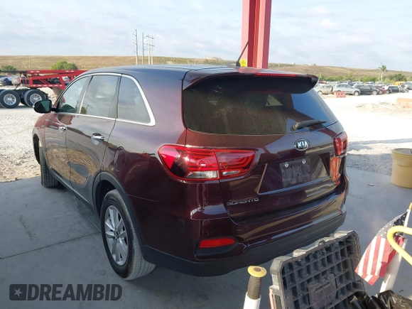 2020 Kia Sorento LX V6 with VIN 5XYPG4A52LG615577, listed as a IAAI auction lot 41865205 with 106,197 mi miles. Bid and sale history available at carsss.com. Image 3.