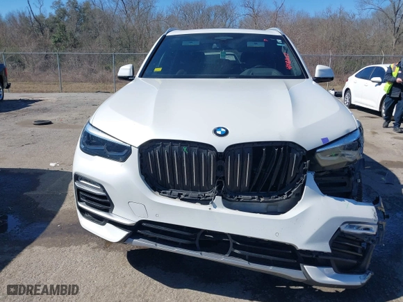 2019 BMW X5 xDrive40i with VIN 5UXCR6C57KLK80268, listed as a IAAI auction lot 41582457 with 85,682 mi miles. Bid and sale history available at carsss.com. Image 12.