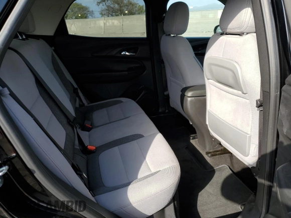 2021 Chevrolet TrailBlazer LT with VIN KL79MPS21MB153352, listed as a Copart auction lot 53163204 with 52,977 mi miles and Salvage Title. Bid and sale history available at DreamBid. Image 11.
