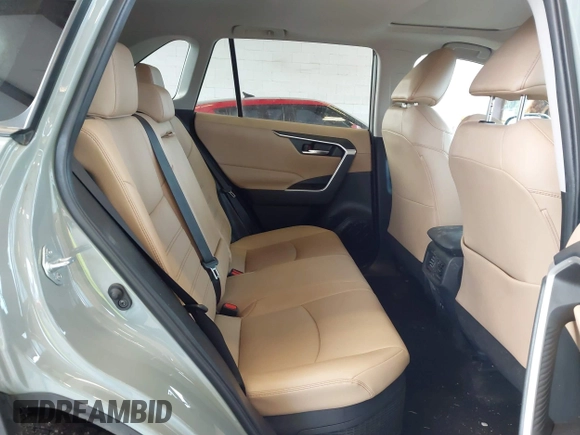 2021 Toyota RAV4 Hybrid LE with VIN 4T3B6RFV3MU010280, listed as a IAAI auction lot 41518724 with 48,916 mi miles. Bid and sale history available at carsss.com. Image 8.