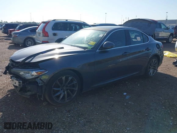 2017 Alfa Romeo Giulia with VIN ZARFAEBN9H7556152, listed as a IAAI auction lot 41858341 with 72,202 mi miles. Bid and sale history available at carsss.com. Image 19.