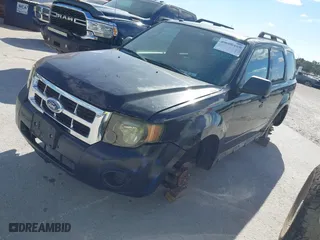 2010 Ford Escape XLT with VIN 1FMCU9D74AKC23611, listed as a IAAI auction lot 40600485 with 171,152 mi miles. Bid and sale history available at carsss.com. Image 2.