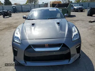 2014 Nissan GT-R Premium z VIN JN1AR5EF0EM270336, wystawiony jako Copart lot #53300865 z przebiegiem 18 769 mil mil oraz Tytuł czysty. Historia ofert i sprzedaży dostępna na DreamBid. Obrazek 5.