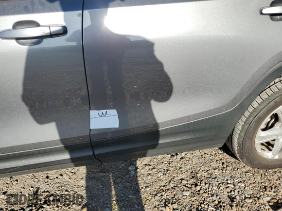 2020 GMC Terrain SLE with VIN 3GKALMEV5LL247274, listed as a Copart auction lot 52832085 with Not provided miles and Salvage title. Bid and sale history available at DreamBid. Image 13.