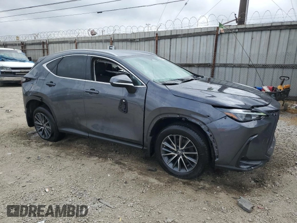 2023 Lexus NX 250 z VIN 2T2ADCAZXPC003877, wystawiony jako Copart lot #54596895 z przebiegiem 14 597 mil mil oraz Szkoda całkowita • Salvage title. Historia ofert i sprzedaży dostępna na DreamBid. Obrazek 4.