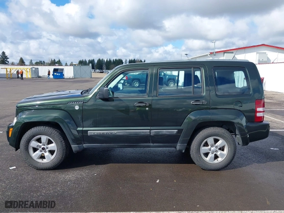 2011 Jeep Liberty Sport with VIN 1J4PN2GK9BW552545, listed as a IAAI auction lot 41815352 with 148,993 mi miles. Bid and sale history available at carsss.com. Image 14.
