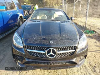 2019 Mercedes-Benz SLC 300 z VIN WDDPK3JA1KF160119, wystawiony jako IAAI lot #41744155 z przebiegiem Nie podano mil oraz . Historia ofert i sprzedaży dostępna na DreamBid. Obrazek 6.