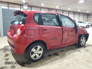 2009 Pontiac G3 z VIN KL2TD66E99B638579, wystawiony jako Copart lot #81409494 z przebiegiem 83 461 mil mil oraz Szkody całkowita. Historia ofert i sprzedaży dostępna na DreamBid. Obrazek 3.