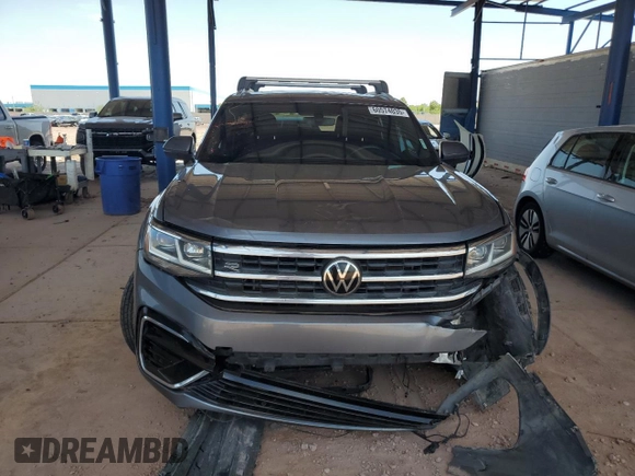 2020 Volkswagen Atlas SE with VIN 1V26E2CA9LC215891, listed as a Copart auction lot 60574035 with 93,744 mi miles and Salvage title. Bid and sale history available at DreamBid. Image 5.