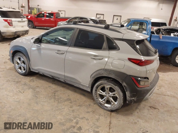 2022 Hyundai Kona SEL with VIN KM8K3CAB4NU911476, listed as a IAAI auction lot 41497070 with 49,500 mi miles. Bid and sale history available at carsss.com. Image 3.