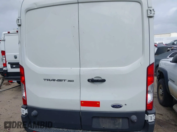 2018 Ford Transit with VIN 1FTBW2CM3JKA88274, listed as a IAAI auction lot 41960791 with 120,383 mi miles and . Bid and sale history available at DreamBid. Image 16.