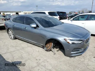 2017 Volvo S90 Inscription with VIN YV1A22ML1H1001821, listed as a Copart auction lot 46078893 with 62,122 mi miles. Bid and sale history available at carsss.com. Image 4.