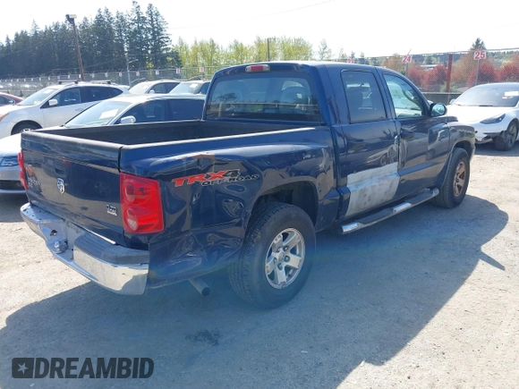 2006 Dodge Dakota SLT z VIN 1D7HW48NX6S708140, wystawiony jako IAAI lot #42054527 z przebiegiem 226 944 mil mil oraz . Historia ofert i sprzedaży dostępna na DreamBid. Obrazek 4.