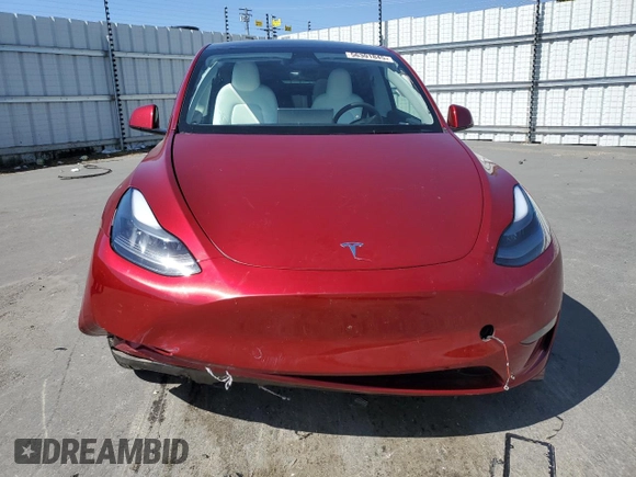 2024 Tesla Model Y Long Range с VIN 7SAYGDEE9RF125137, выставлен на аукционе Copart как лот 56301845 с пробегом 10 024 миль миль и Списание • Salvage title. История ставок и продаж доступна на DreamBid. Изображение 5.
