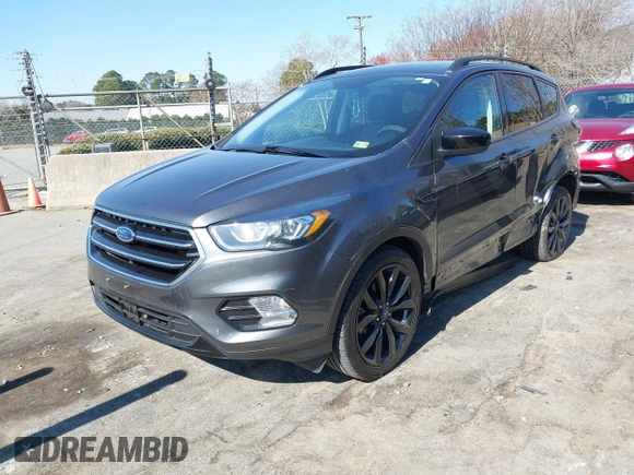 2017 Ford Escape SE with VIN 1FMCU9GD9HUC84906, listed as a IAAI auction lot 41762989 with 147,721 mi miles. Bid and sale history available at carsss.com. Image 17.