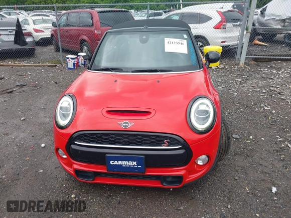 2019 MINI Convertible Cooper S с VIN WMWWG9C51K3E39565, выставлен на аукционе IAAI как лот 42125546 с пробегом 58 634 миль миль и . История ставок и продаж доступна на DreamBid. Изображение 12.