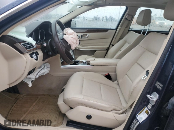 2014 Mercedes-Benz E 350 Luxury z VIN WDDHF8JB0EA983897, wystawiony jako Copart lot #44218125 z przebiegiem 53 786 mil mil oraz Szkoda całkowita • Salvage title. Historia ofert i sprzedaży dostępna na DreamBid. Obrazek 7.