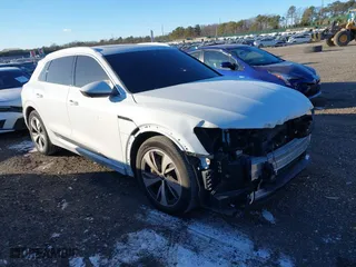 2024 Audi Q8 e-tron Premium Plus with VIN WA15AAGEXRB022996, listed as a IAAI auction lot 41206248 with 13,058 mi miles. Bid and sale history available at carsss.com. Image 1.