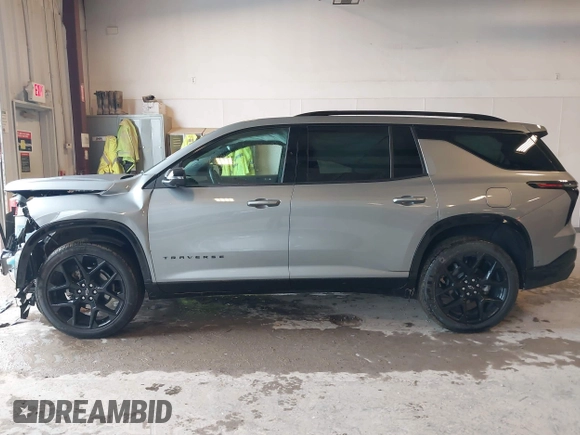 2024 Chevrolet Traverse AWD RS z VIN 1GNEVLKS7RJ211234, wystawiony jako IAAI lot #42318206 z przebiegiem 4 541 mil mil oraz . Historia ofert i sprzedaży dostępna na DreamBid. Obrazek 14.