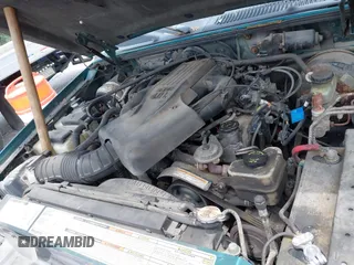 1998 Ford Explorer XL with VIN 1FMZU34E3WZA70790, listed as a IAAI auction lot 42746153 with 232,123 mi miles and . Bid and sale history available at DreamBid. Image 10.