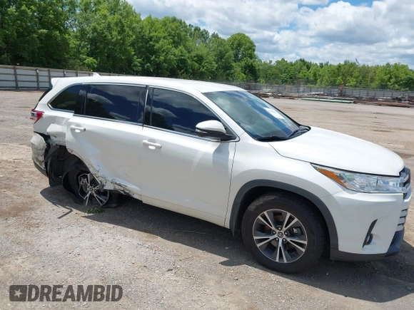 2017 Toyota Highlander LE with VIN 5TDBZRFH6HS456819, listed as a IAAI auction lot 42346004 with 113,152 mi miles and . Bid and sale history available at DreamBid. Image 6.