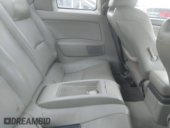 2003 Infiniti G35 w/Leather z VIN JNKCV54E13M215206, wystawiony jako IAAI lot #42466931 z przebiegiem 183 757 mil mil oraz . Historia ofert i sprzedaży dostępna na DreamBid. Obrazek 8.