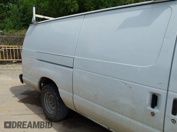 2011 Ford Econoline Cargo Commercial with VIN 1FTNS1EW0BDA65560, listed as a IAAI auction lot 42023428 with 267,279 mi miles. Bid and sale history available at carsss.com. Image 8.